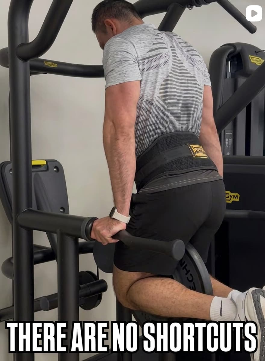 Instagram post from @pierofitnesspt showing online coaching content.